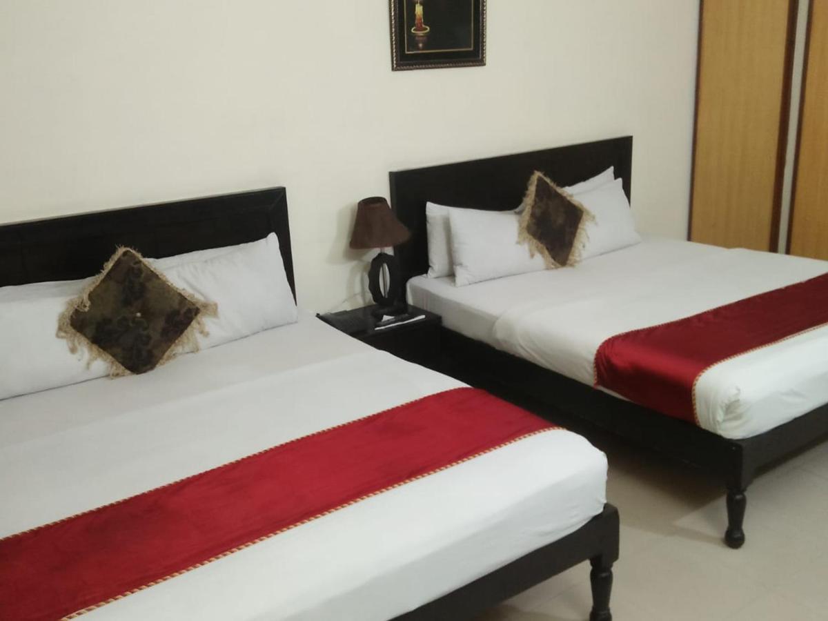 Tourist Inn Hotel ลาฮอร์ ภายนอก รูปภาพ