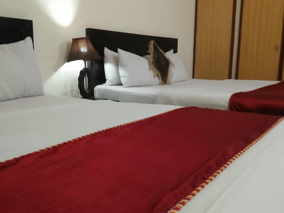 Tourist Inn Hotel ลาฮอร์ ภายนอก รูปภาพ