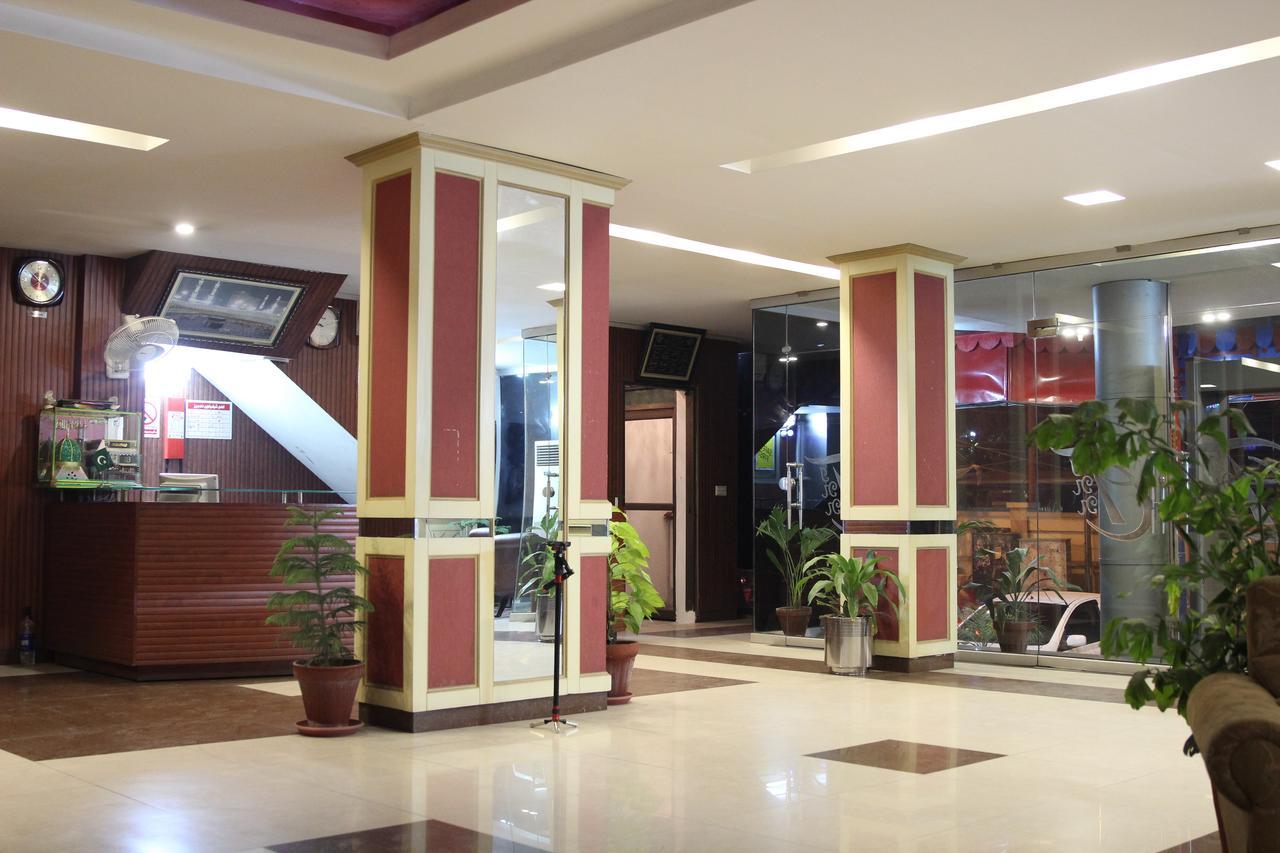 Tourist Inn Hotel ลาฮอร์ ภายนอก รูปภาพ