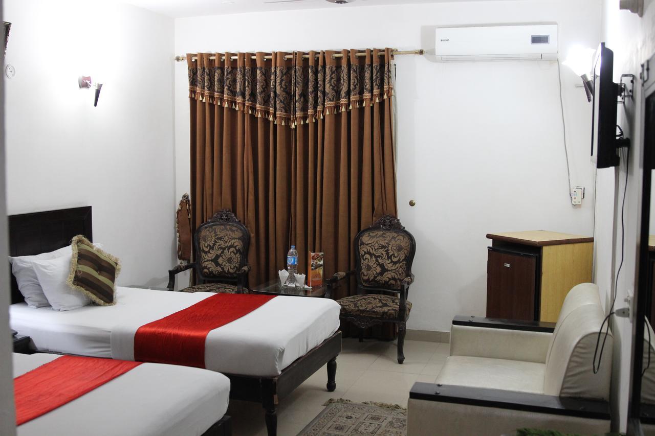 Tourist Inn Hotel ลาฮอร์ ภายนอก รูปภาพ